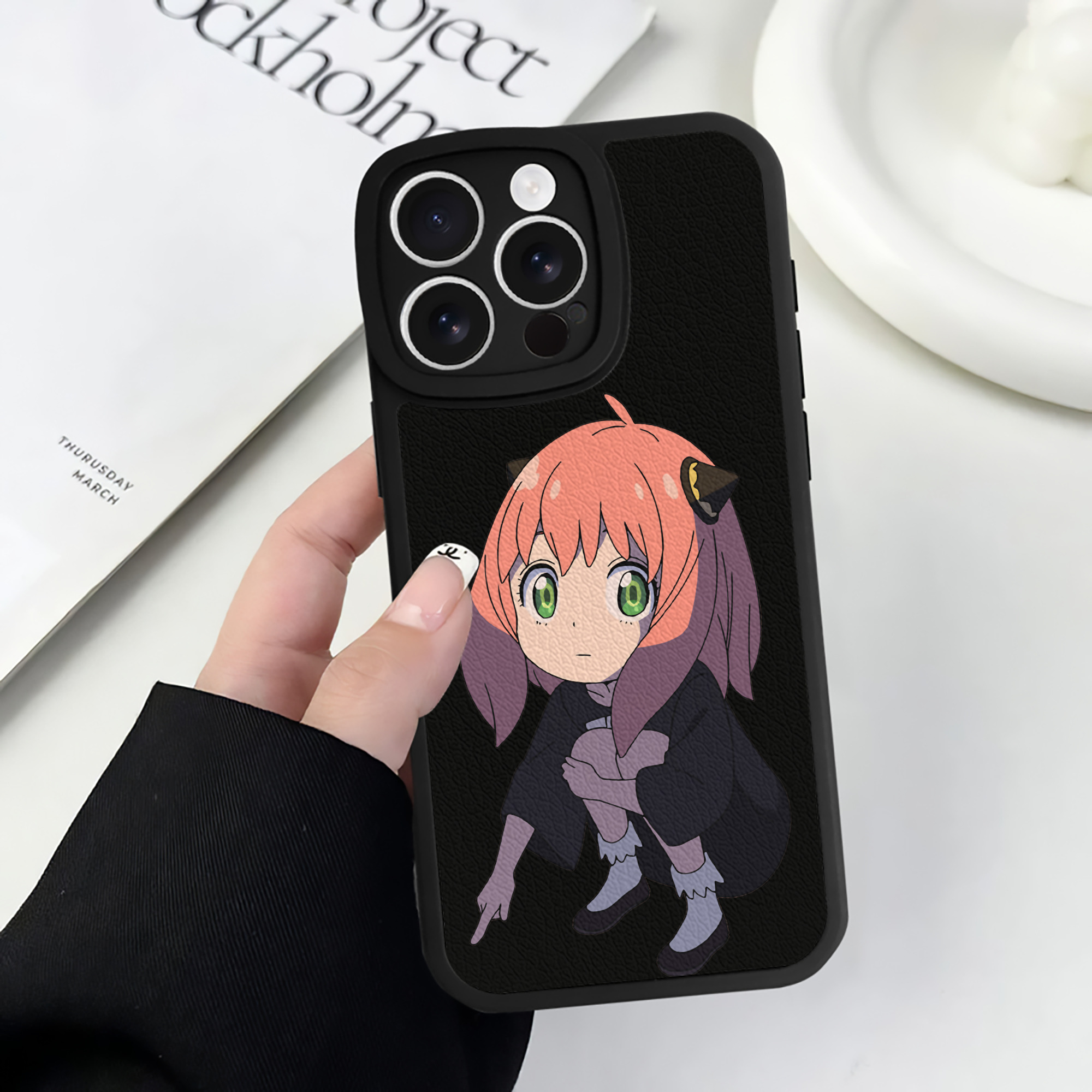 （画像用） SPY×FAMILY间谍家家酒 【iPhone 16シリーズ対応】シリコンスマホケース（レザー調） 材質：シリコン